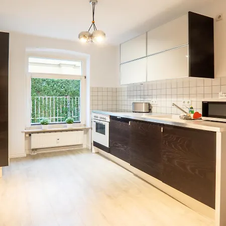 Charlot Apartment
